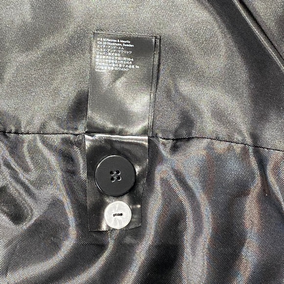 H&M Black Blazer Women's Size 4 Rhinestone Embellished‎ Lapel and Sleeves Party - Picture 9 of 14